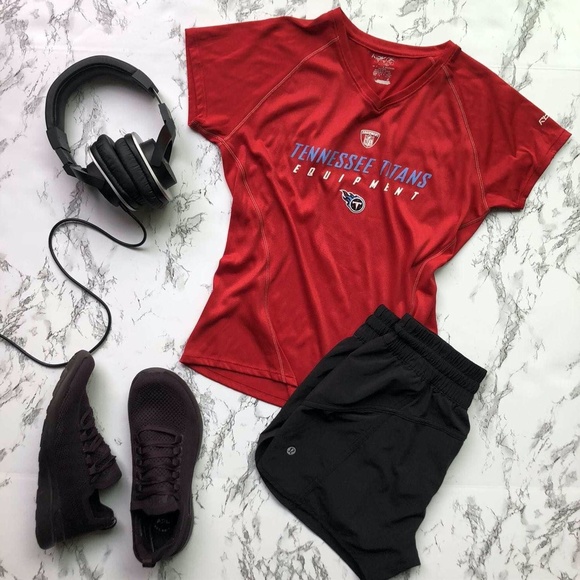 Tennessee Titans Reebok Athletic Top Women's M - Picture 1 of 6